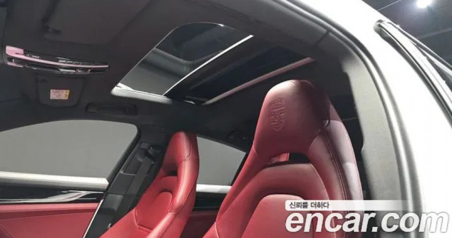 Porsche Panamera 