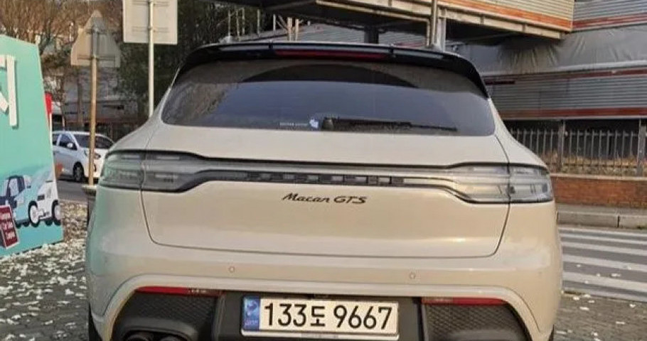 Porsche Macan 