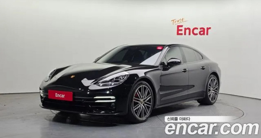 Porsche Panamera 