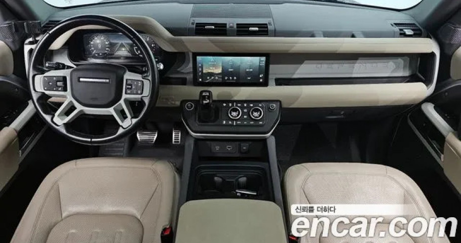Land Rover Defender 