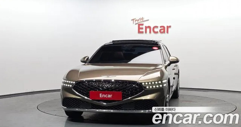 Genesis G90 