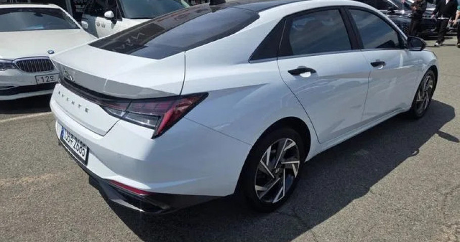 Hyundai Avante (Elantra) 