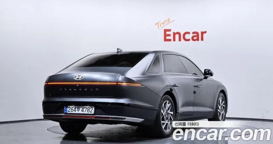 Hyundai Grandeur 