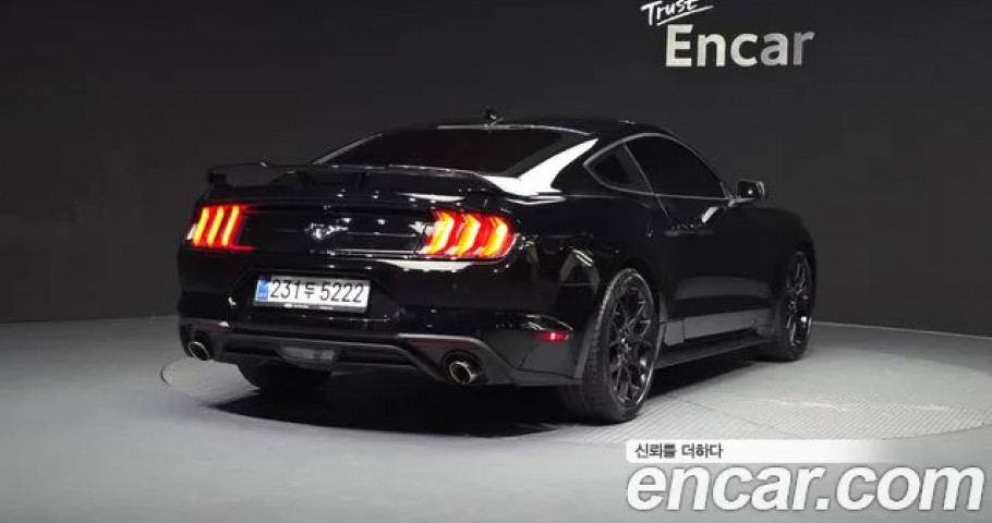 Ford Mustang 