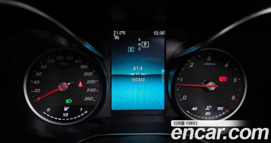 Mercedes-Benz C-Class 