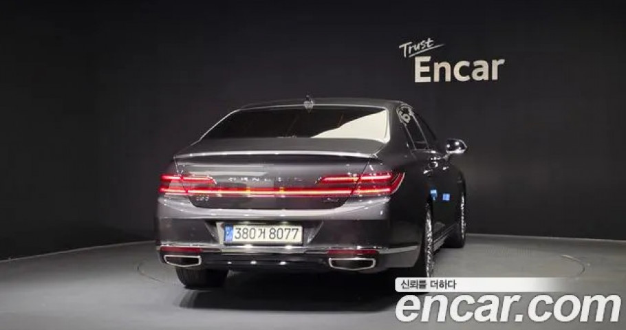 Genesis G90 