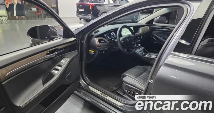 Genesis G90 