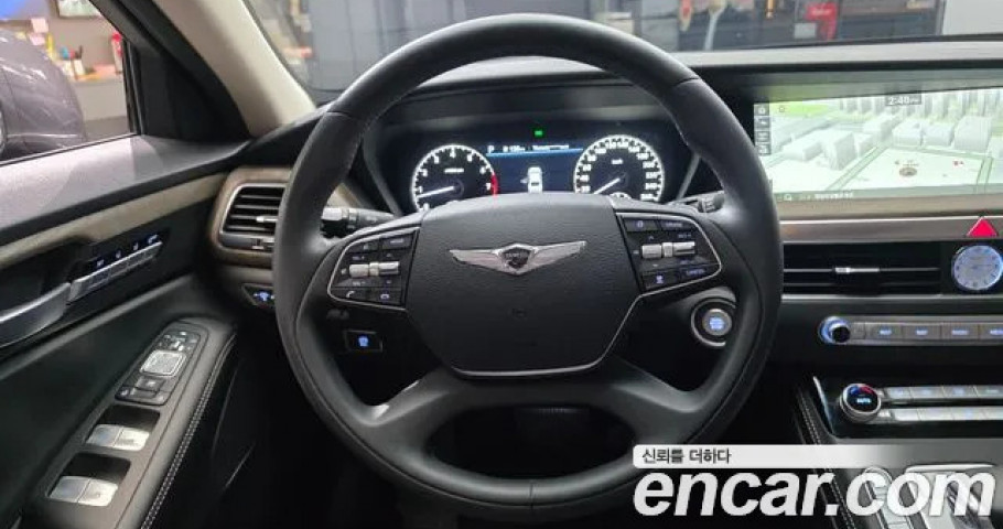 Genesis G90 