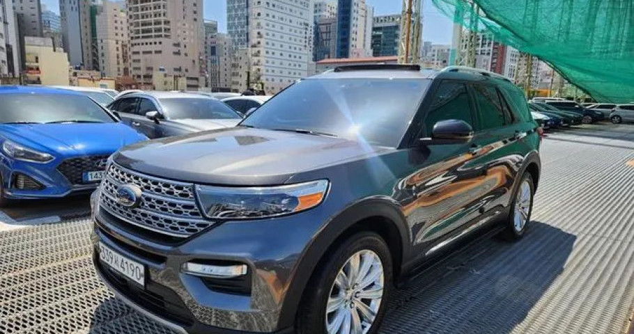 Ford Explorer 