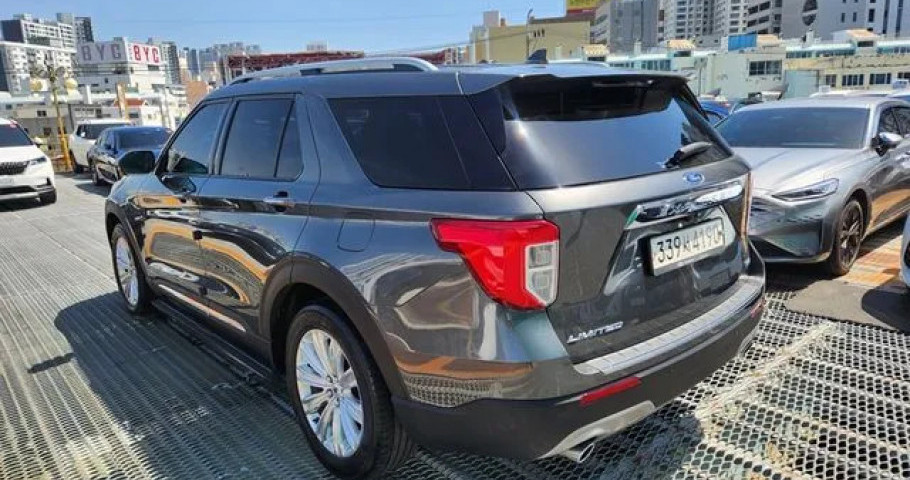 Ford Explorer 