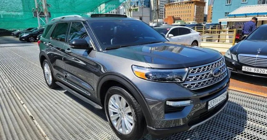 Ford Explorer 