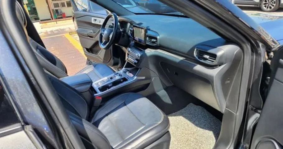 Ford Explorer 