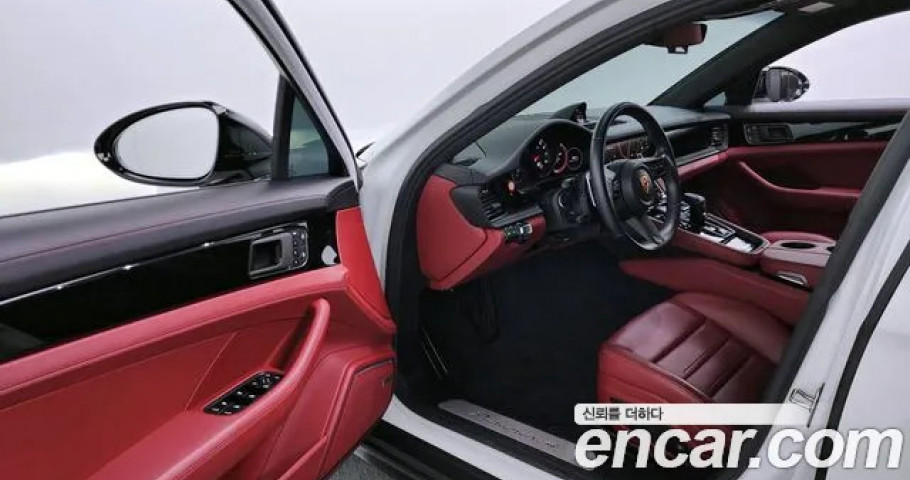 Porsche Panamera 