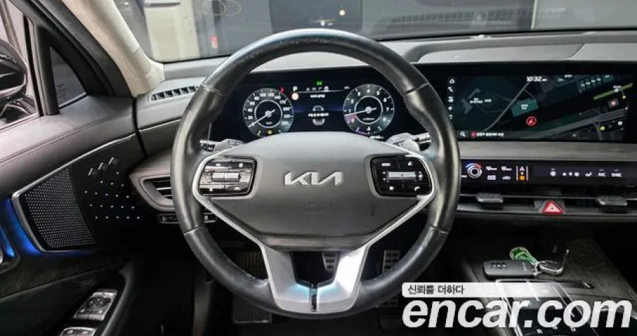 Kia K8 