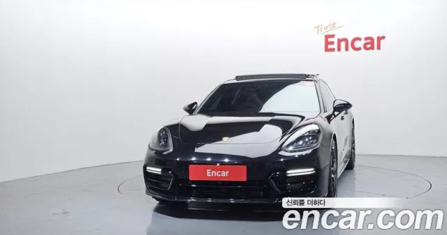 Porsche Panamera 