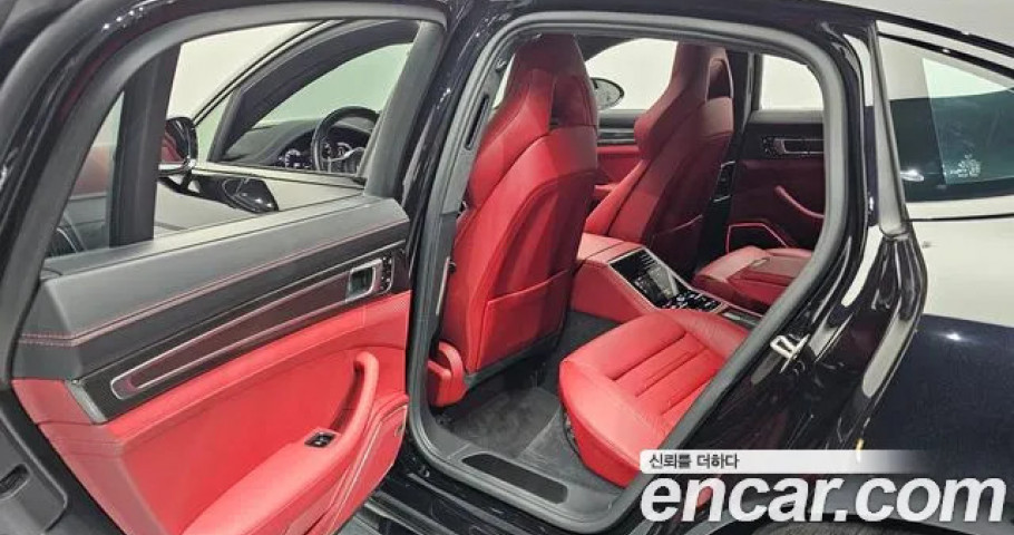Porsche Panamera 