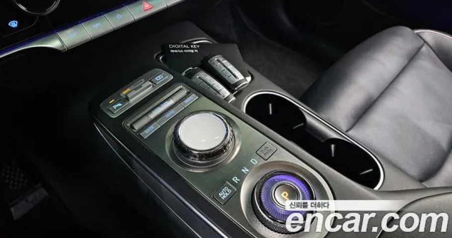 Genesis Gv70 