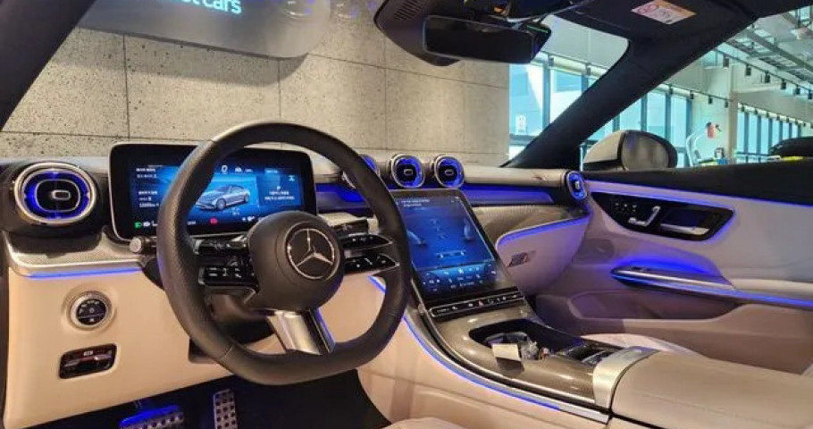 Mercedes-Benz Cle-Class 