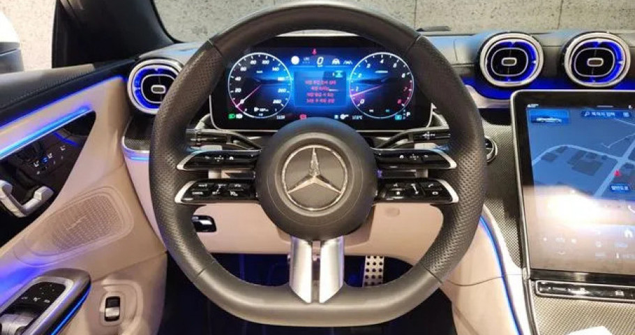 Mercedes-Benz Cle-Class 