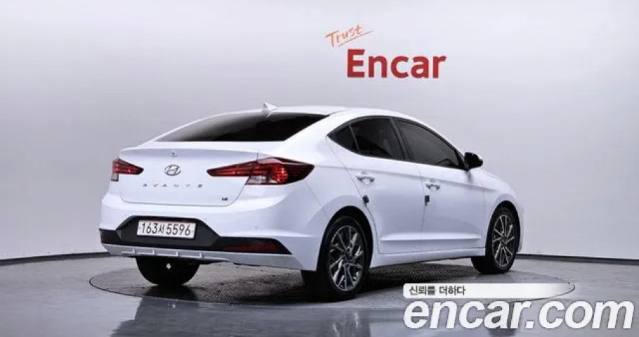Hyundai Avante (Elantra) 