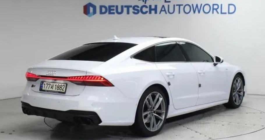 Audi A7 