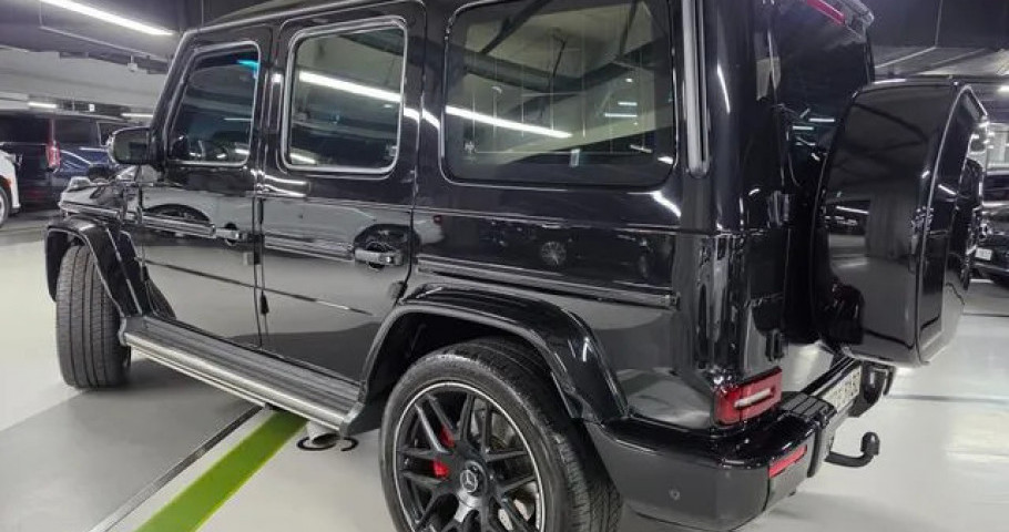 Mercedes-Benz G-Class 