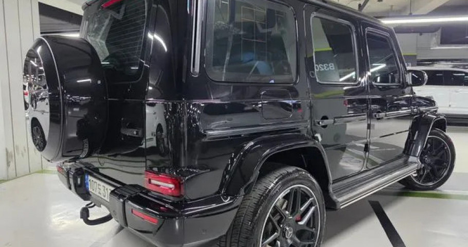 Mercedes-Benz G-Class 