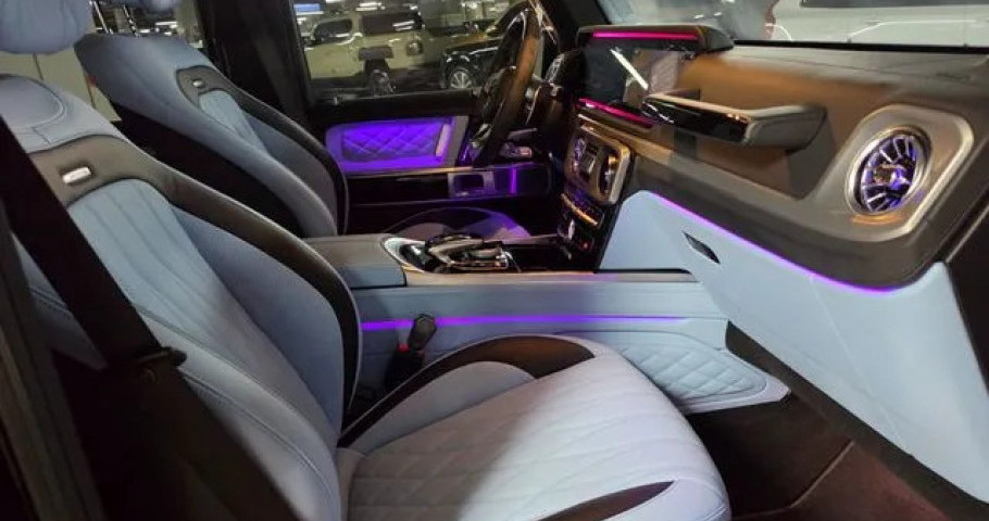 Mercedes-Benz G-Class 