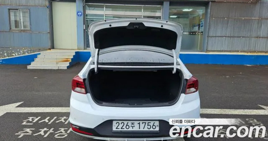 Hyundai Avante (Elantra) 