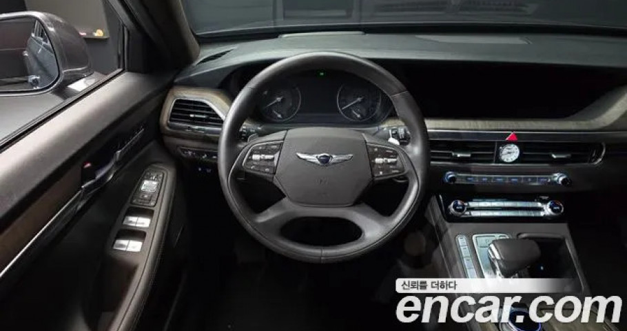Genesis G90 