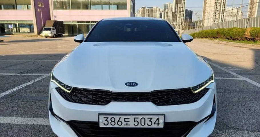 Kia K5 