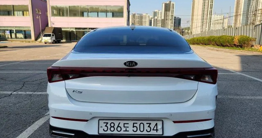 Kia K5 