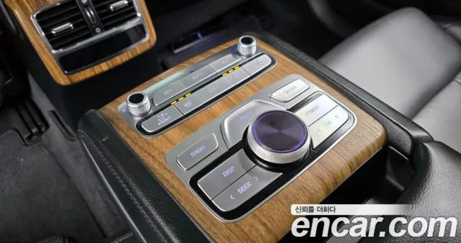 Kia K9 