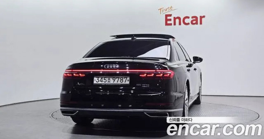 Audi A8 