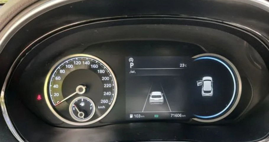 Genesis Gv70 
