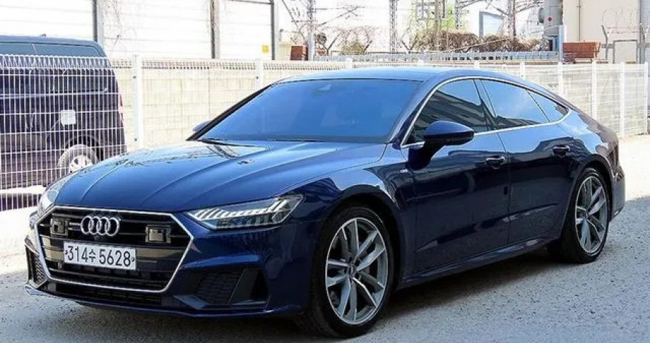 Audi A7 