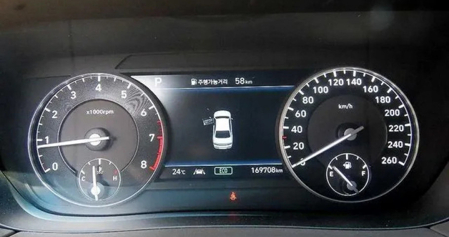 Genesis G90 