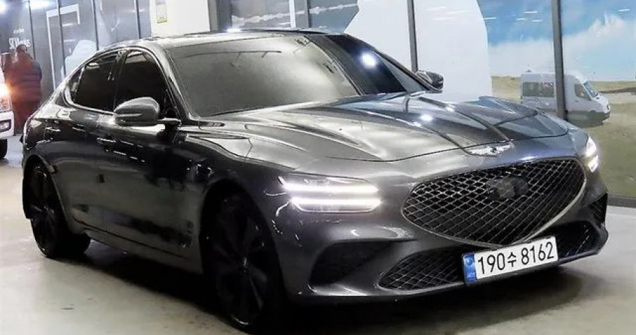 Genesis G70 