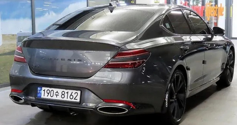 Genesis G70 