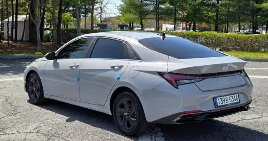 Hyundai Avante (Elantra) 