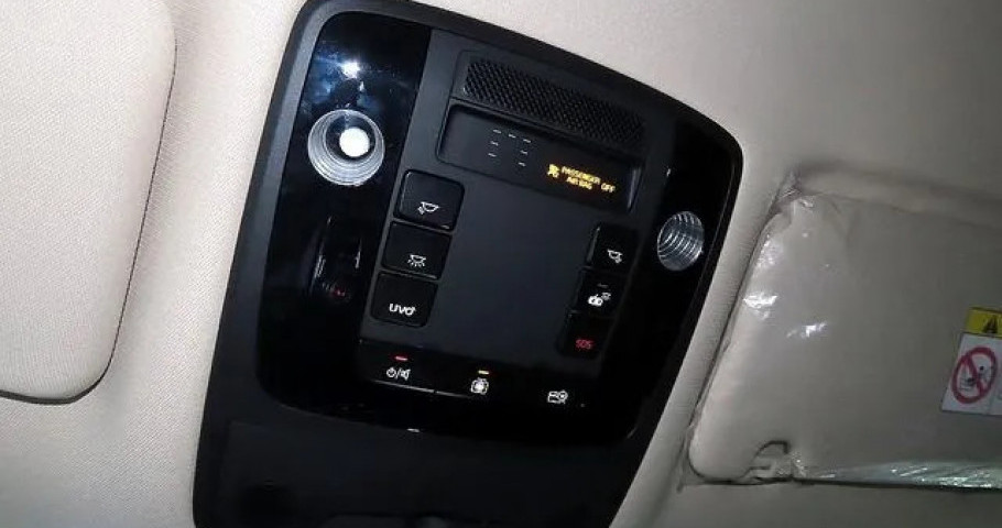 Kia Carnival 