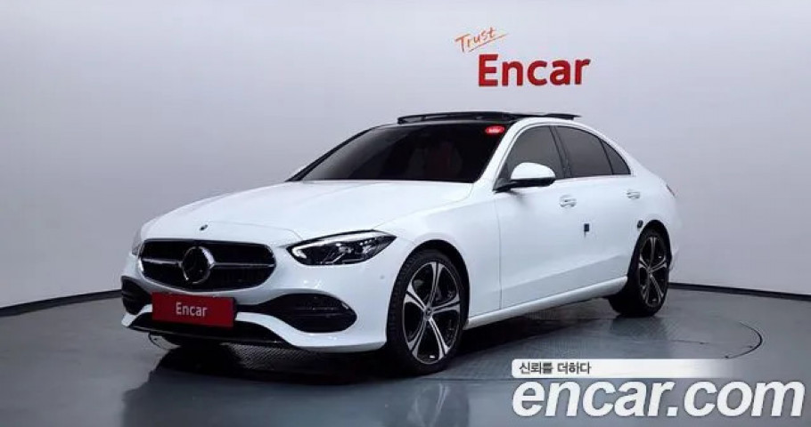 Mercedes-Benz C-Class 