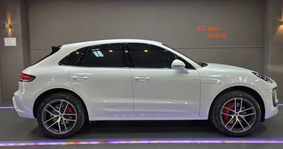Porsche Macan 