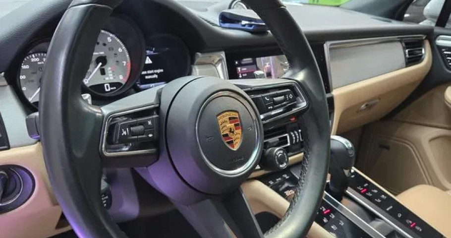 Porsche Macan 