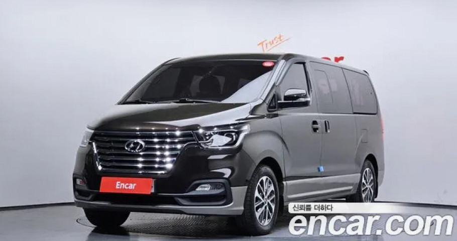 Hyundai Starex 