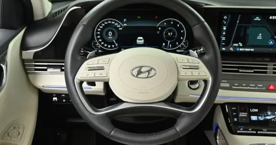 Hyundai Grandeur 