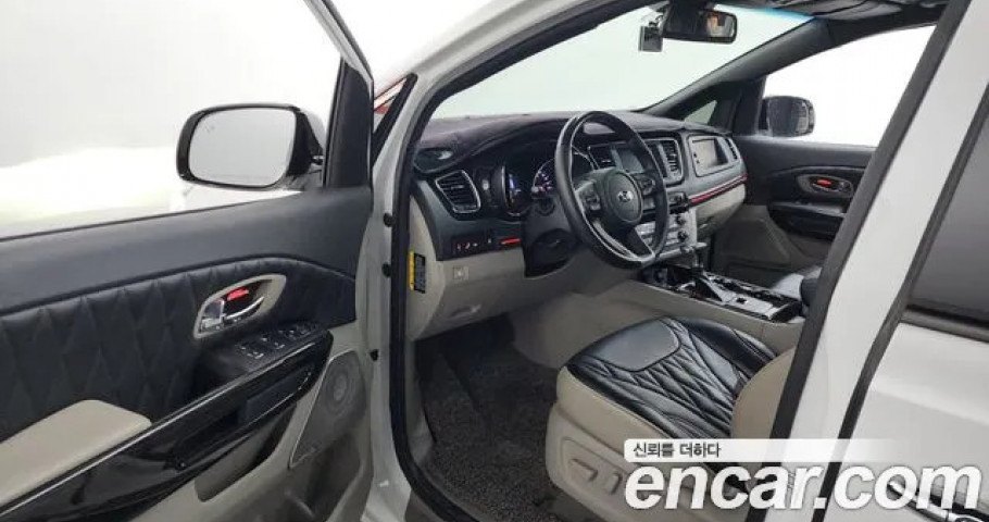 Kia Carnival 