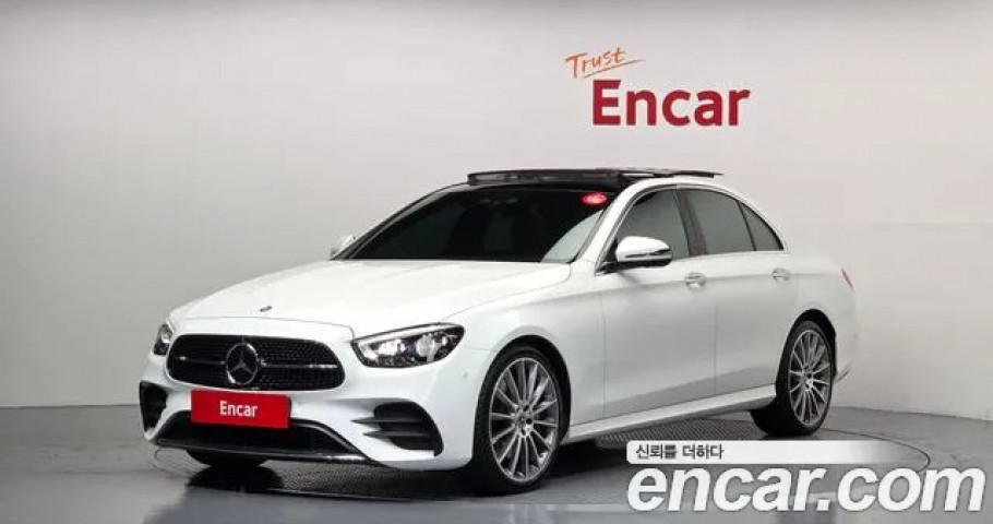Mercedes-Benz E-Class 