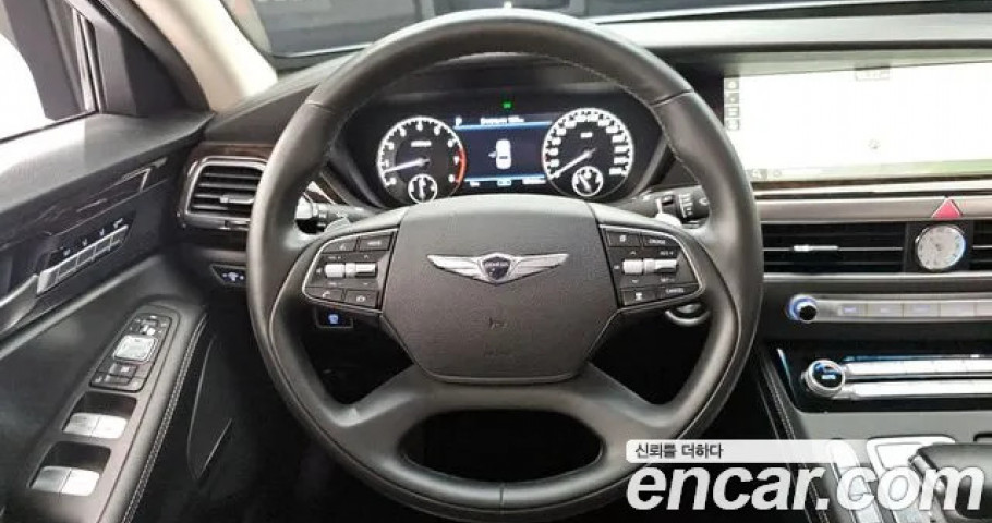 Genesis G90 