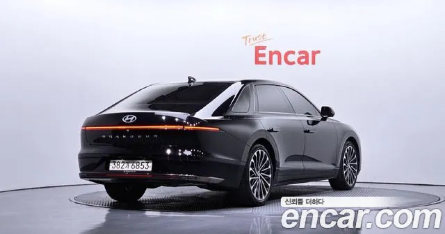 Hyundai Grandeur 